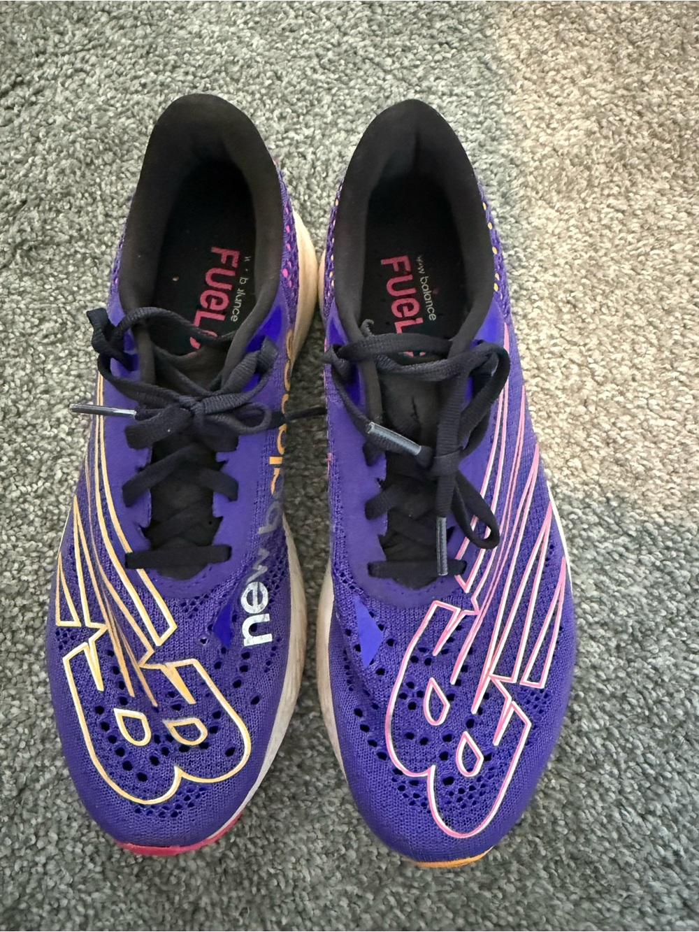New Balance FuelCell Elite Carbon Plated Race Shoes
